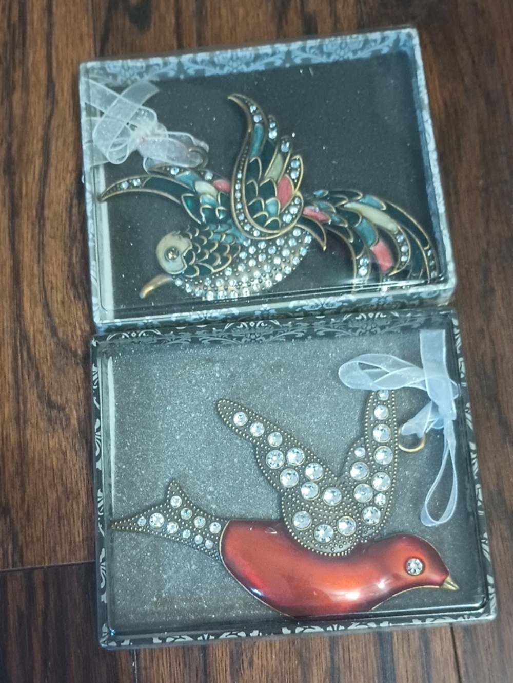 Decorative Red and Teal Bird Ornament Set